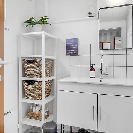 Stunning In Sydals With Wifi Feriehus *