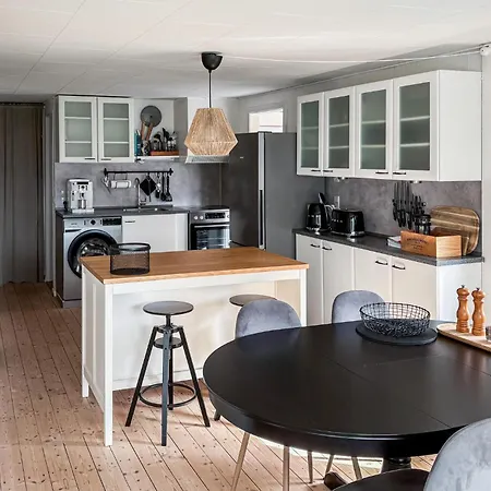 Stunning In Sydals With Wifi *